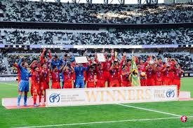 这脚法要是没练过 天生足球圣体