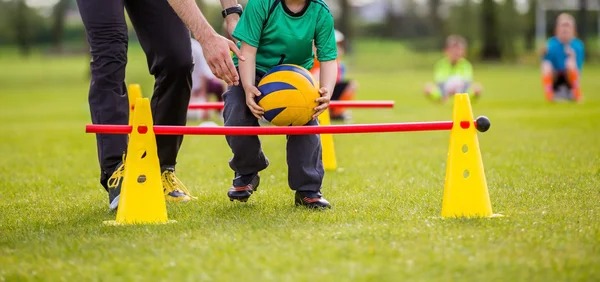 斯基拉：曼奇尼已与萨德签约1+2年，续约后年薪800万欧