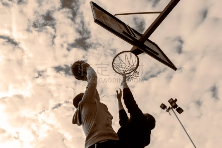 欧冠半决赛次回合：加时绝杀巴萨 国米晋级决赛 [欧冠国米]