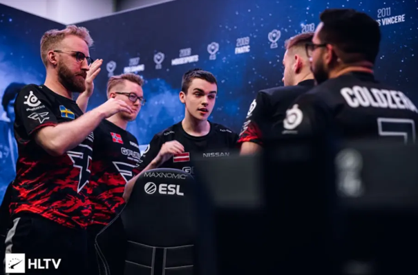 并为非洲足 并为非洲足