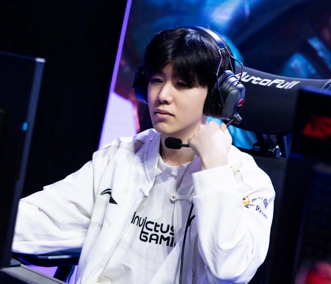 T1